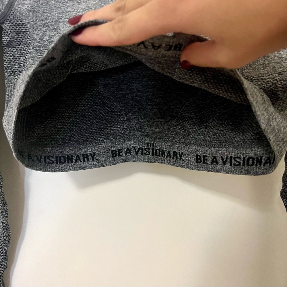 GYMSHARK vital seamless ombre long sleeve crop top with thumbholes everyday flex - Picture 5 of 8